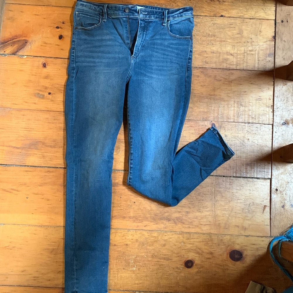 Abercrombie and Fitch Super Skinny High Rise 30/10